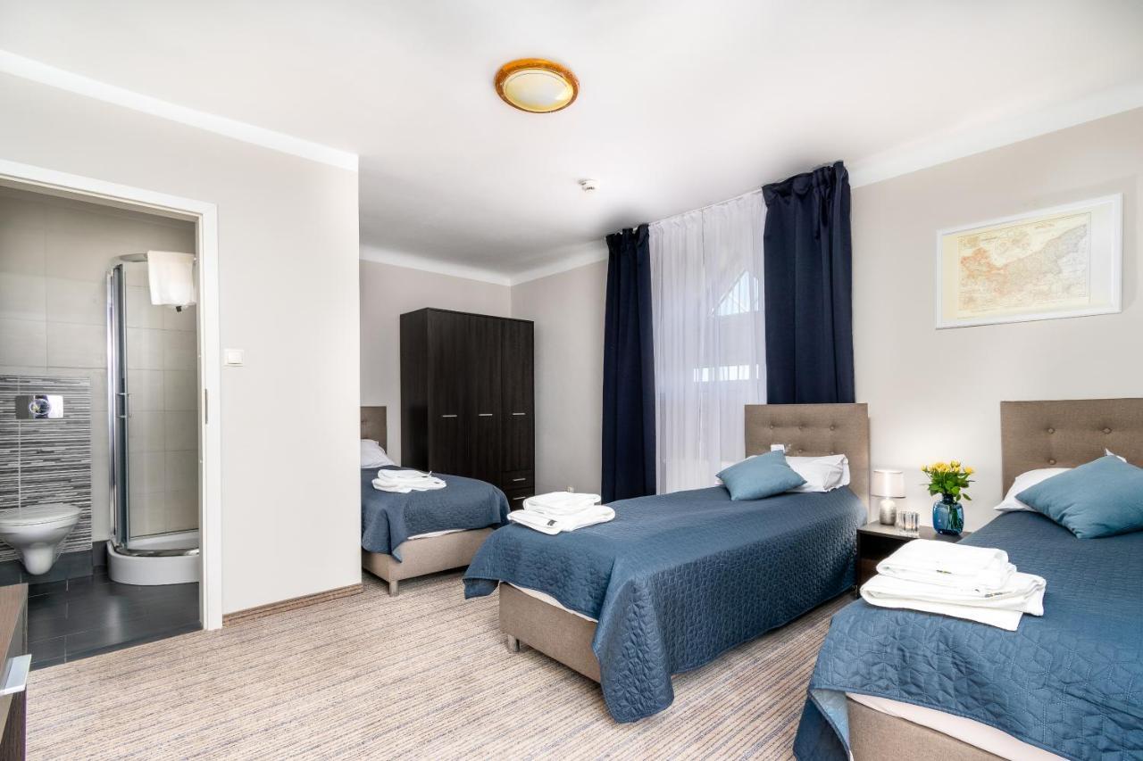 Jachtowa Hotel I Restauracja ชเตชชิน ภายนอก รูปภาพ